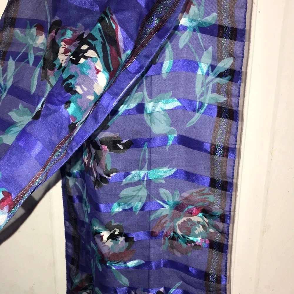 Women’s Sheer Floral Blue Scarf